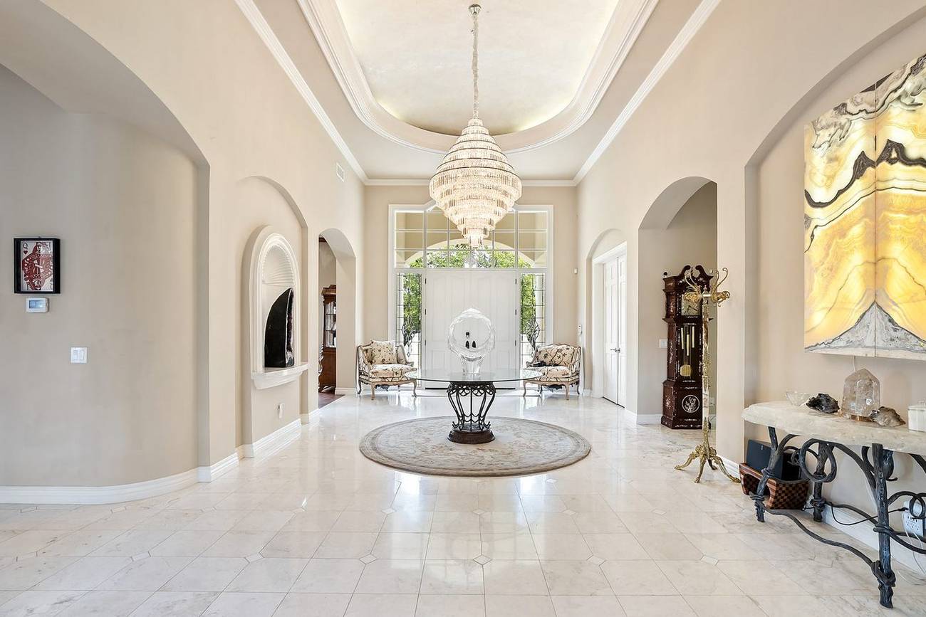 1403 Kingsboro Court — grand foyer beneath the dome ceiling