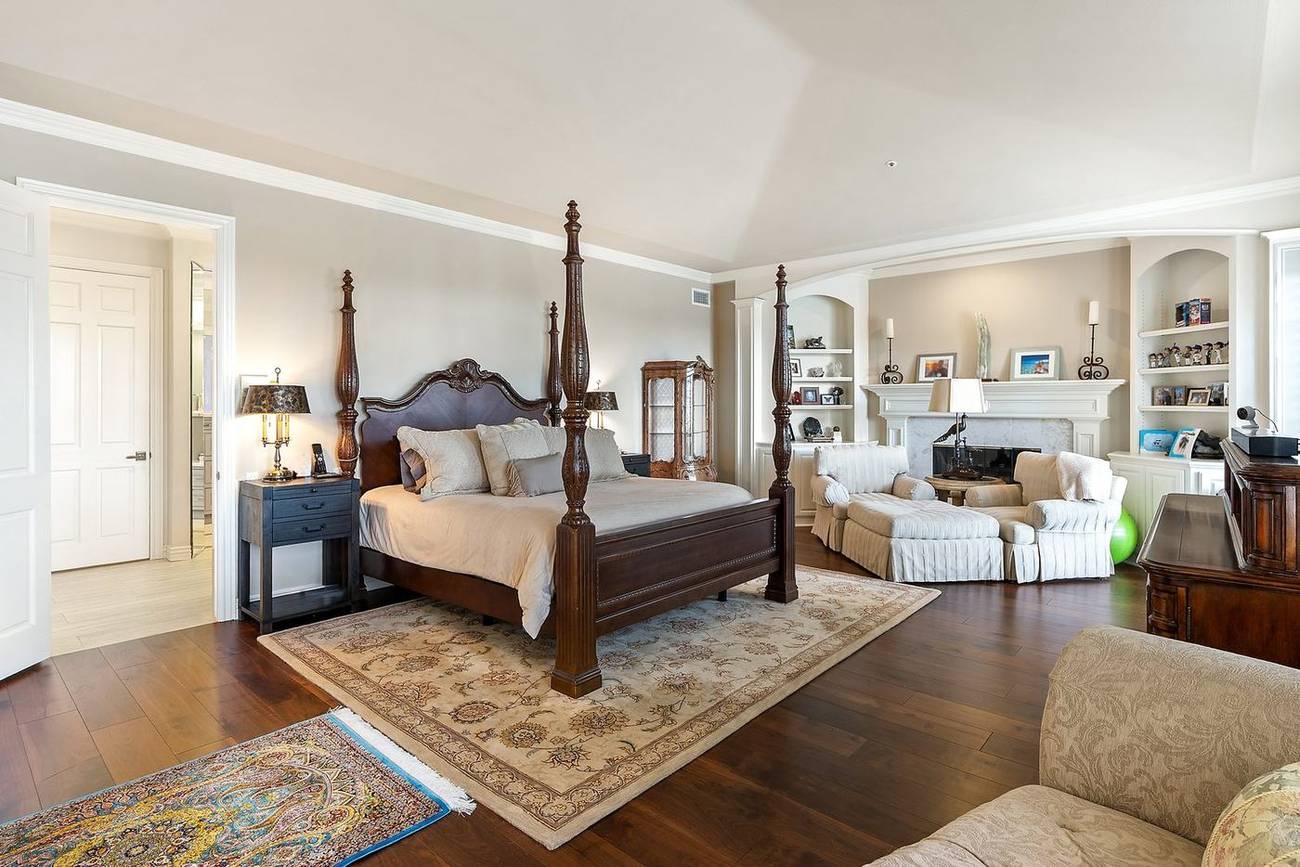1403 Kingsboro Court — primary bedroom