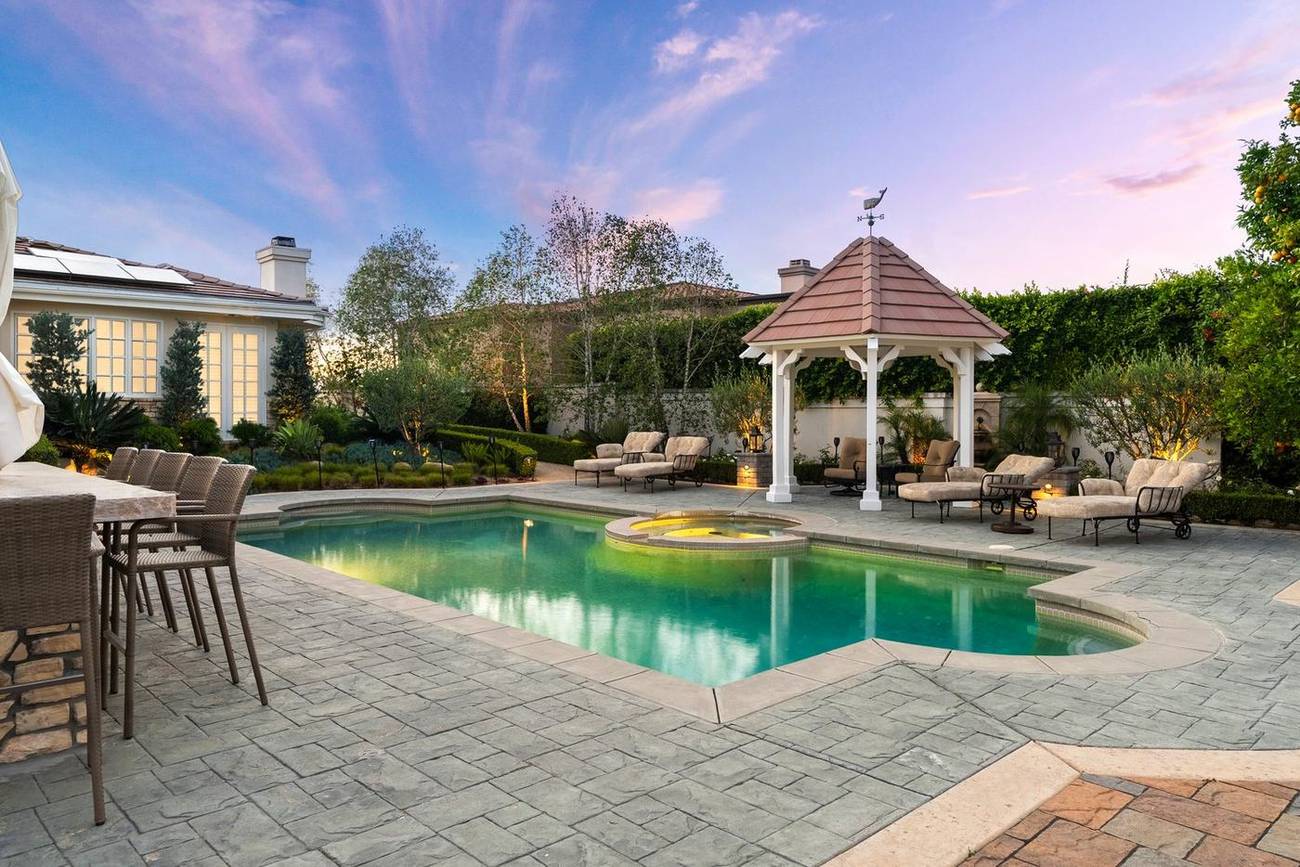 1403 Kingsboro Court — pool at twilight