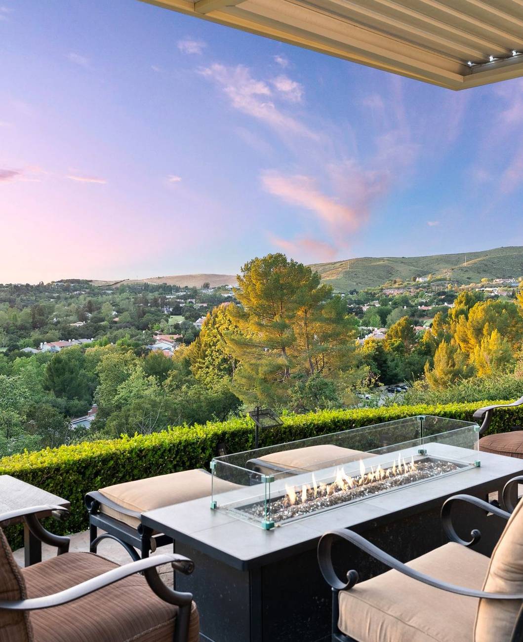 1403 Kingsboro Court — spa edge with valley views at dusk